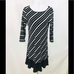 WHBM Fit and flare dress. Diagonal stripes EUC